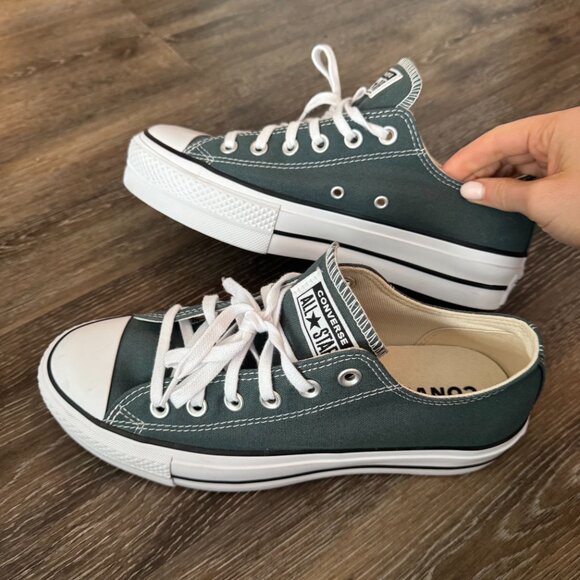 Chuck Taylor All Star Lift Sneaker - Picture 3 of 5